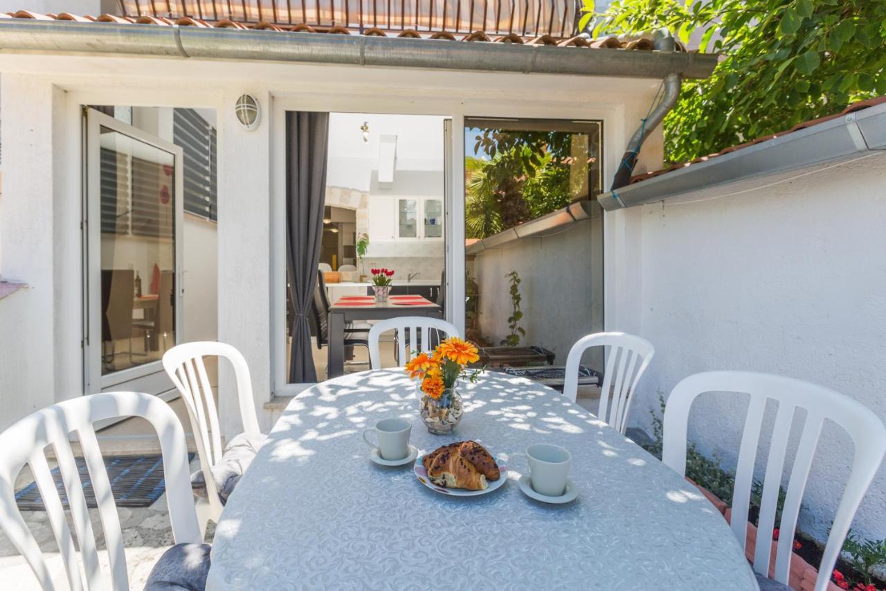 Family Apartment Romina Vrsar Exterior photo
