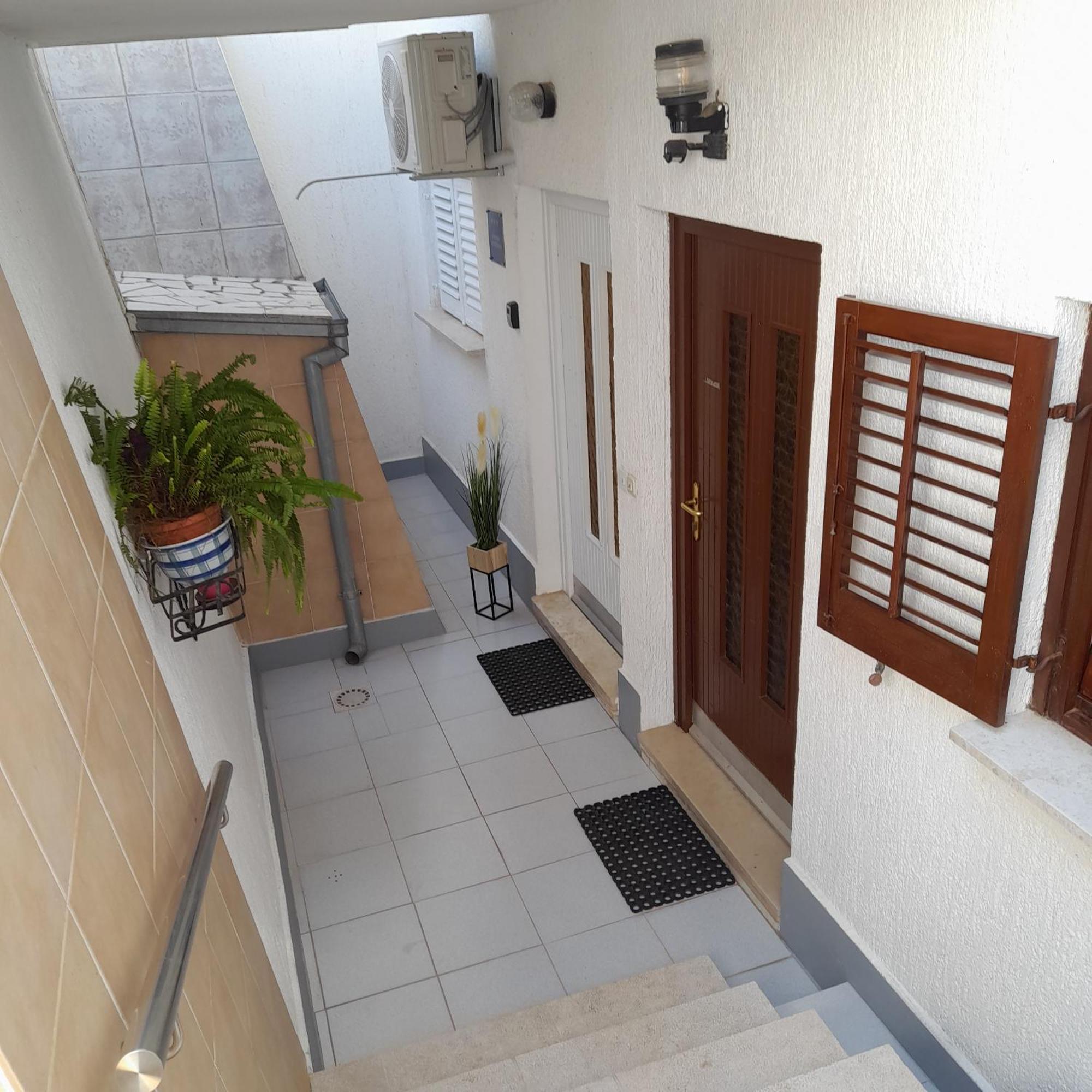 Family Apartment Romina Vrsar Exterior photo